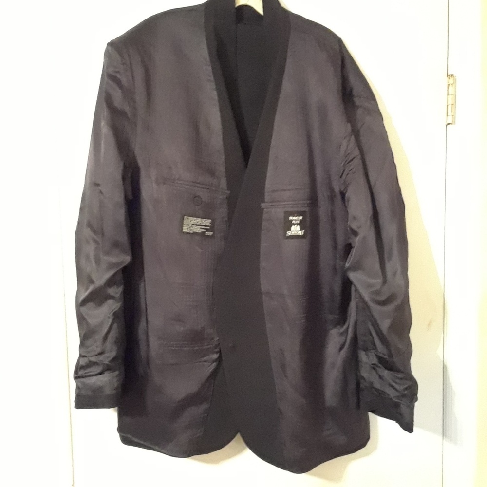 Blazer - Picture 5 of 6